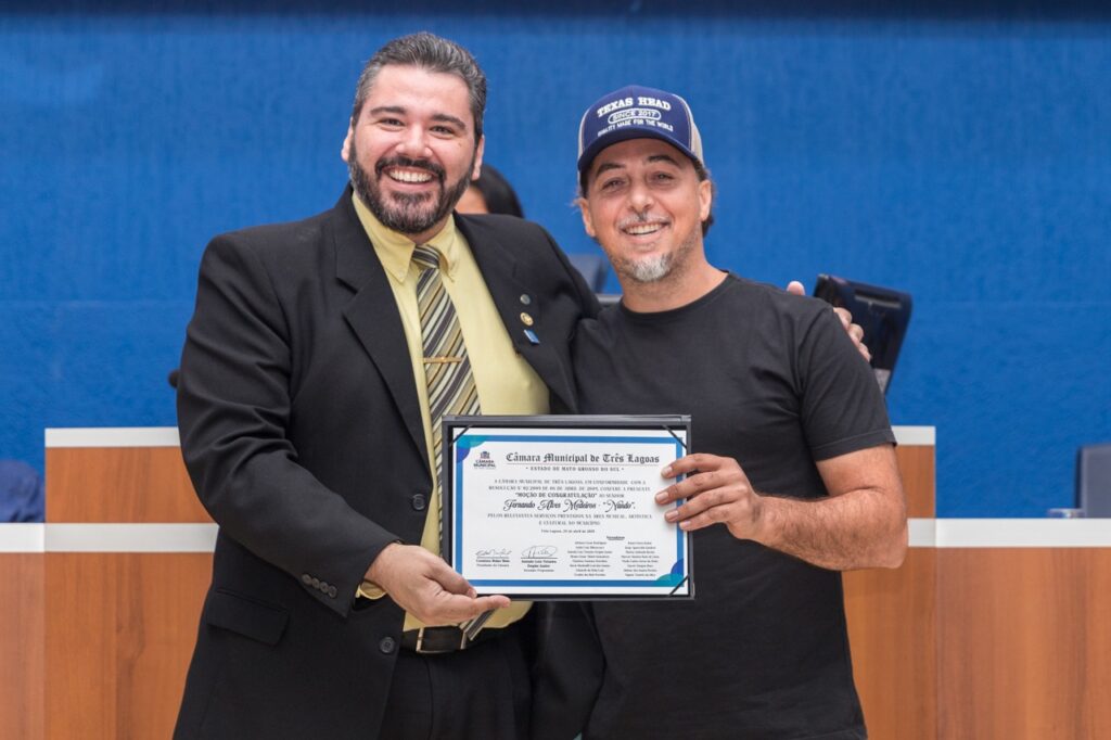 Câmara homenageia músicos com diploma de Mérito Cultural, títulos e moções Câmara homenageia músicos com diploma de Mérito Cultural, títulos e moções