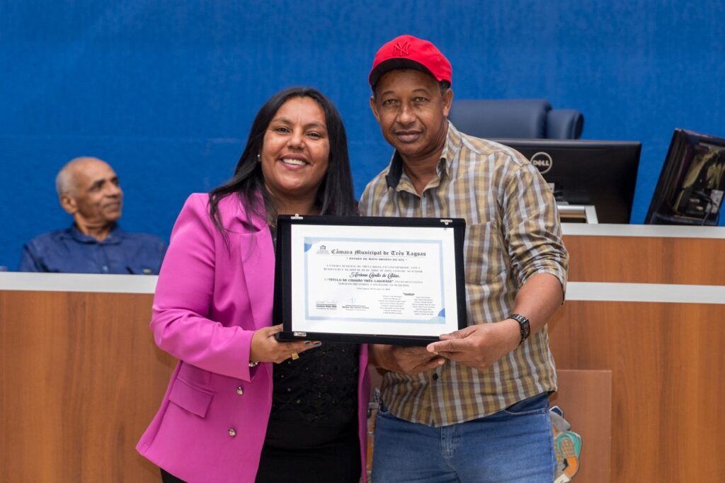 Câmara homenageia músicos com diploma de Mérito Cultural, títulos e moções Câmara homenageia músicos com diploma de Mérito Cultural, títulos e moções