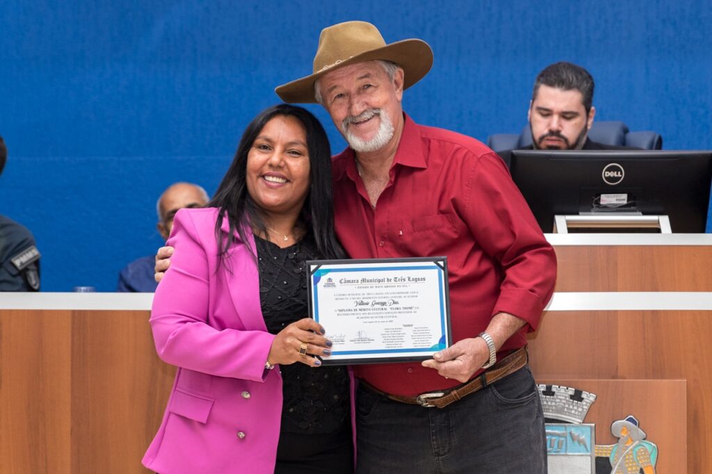 Câmara homenageia músicos com diploma de Mérito Cultural, títulos e moções Câmara homenageia músicos com diploma de Mérito Cultural, títulos e moções