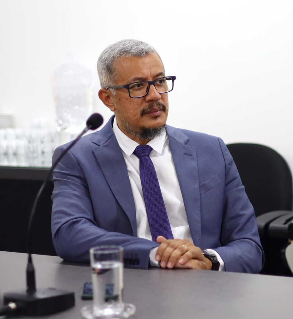 Novo diretor do Departamento de Polícia do Interior se reúne delegados regionais para traçar metas de trabalho nos municípios