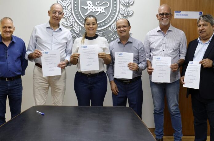 Pref.-Corguinho-Fto-Chico-Ribeiro-3-730x480