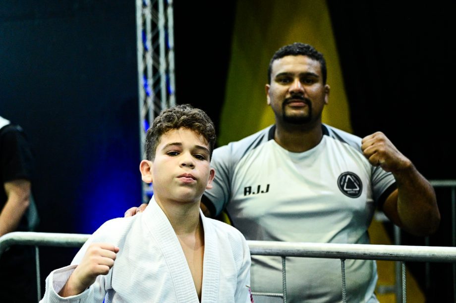 Atletas de Três Lagoas conquistam prata e bronze no Sul Americano Kids Gi e Nogi CBJJE 2024