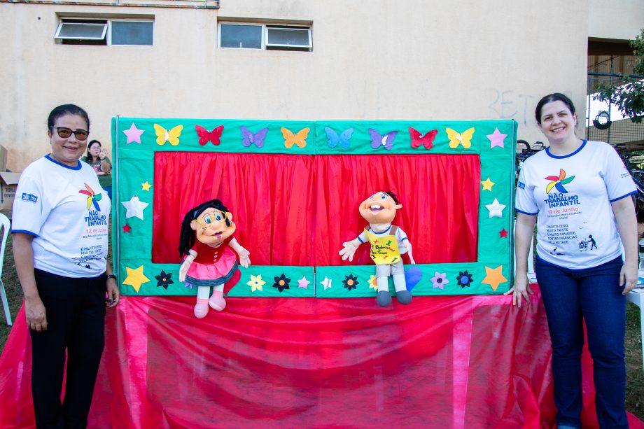 Evento em alusão ao trabalho infantil “Não Pule a Infância” reuniu cerca de 150 crianças e adolescentes na Lagoa Maior Evento em alusão ao trabalho infantil “Não Pule a Infância” reuniu cerca de 150 crianças e adolescentes na Lagoa Maior