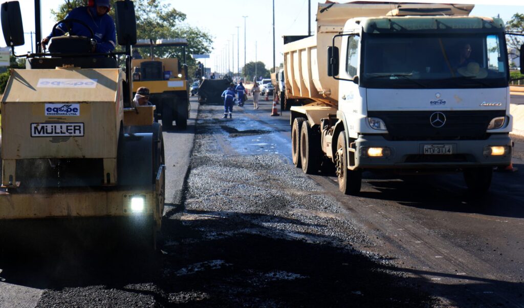 Artéria vital da Capital, Duque de Caxias recebe investimento do Governo para recapear mais de 19 km