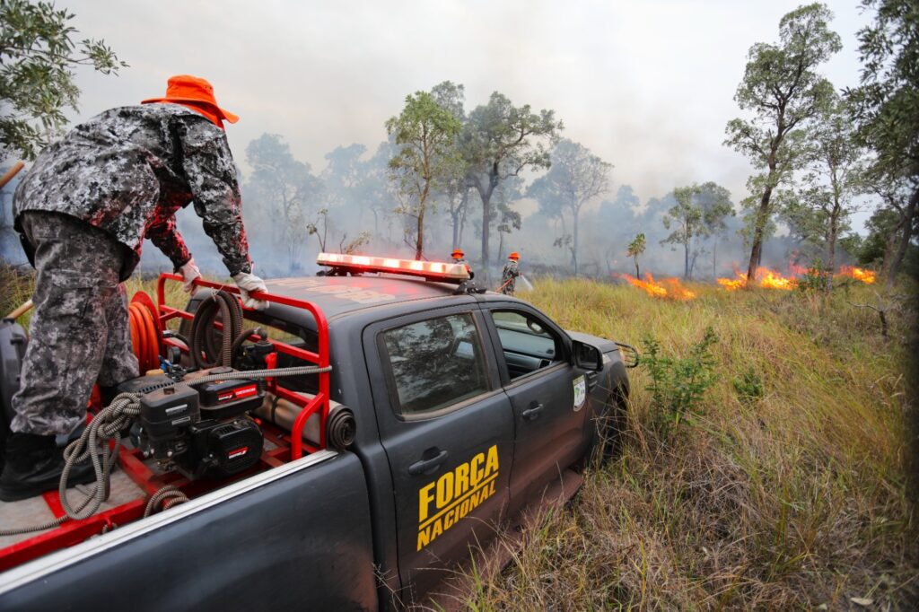 Sob coordenação dos bombeiros de MS, Força Nacional já atua no combate ao fogo no Pantanal Sob coordenação dos bombeiros de MS, Força Nacional já atua no combate ao fogo no Pantanal