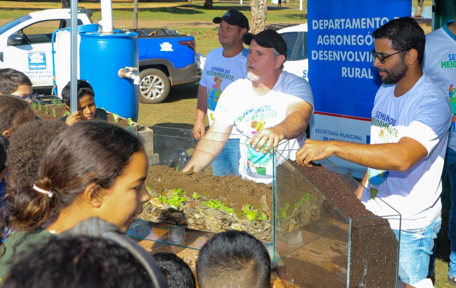 SEMEA encerra Semana do Meio Ambiente com grande ação na Lagoa Maior