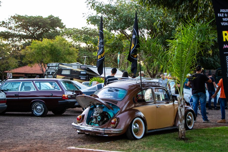 Veja como foi o 12º Encontro de Carros Antigos realizado no Balneário Municipal Veja como foi o 12º Encontro de Carros Antigos realizado no Balneário Municipal