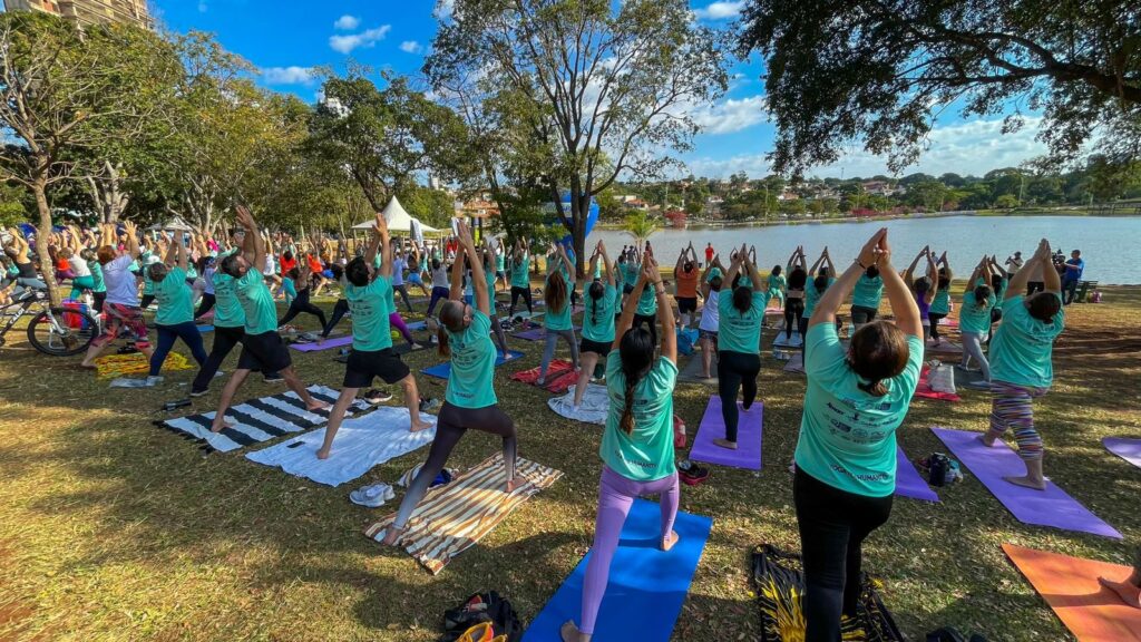 Festival promove bem-estar físico e mental com aulão de ioga no Parque das Nações Indígenas Festival promove bem-estar físico e mental com aulão de ioga no Parque das Nações Indígenas