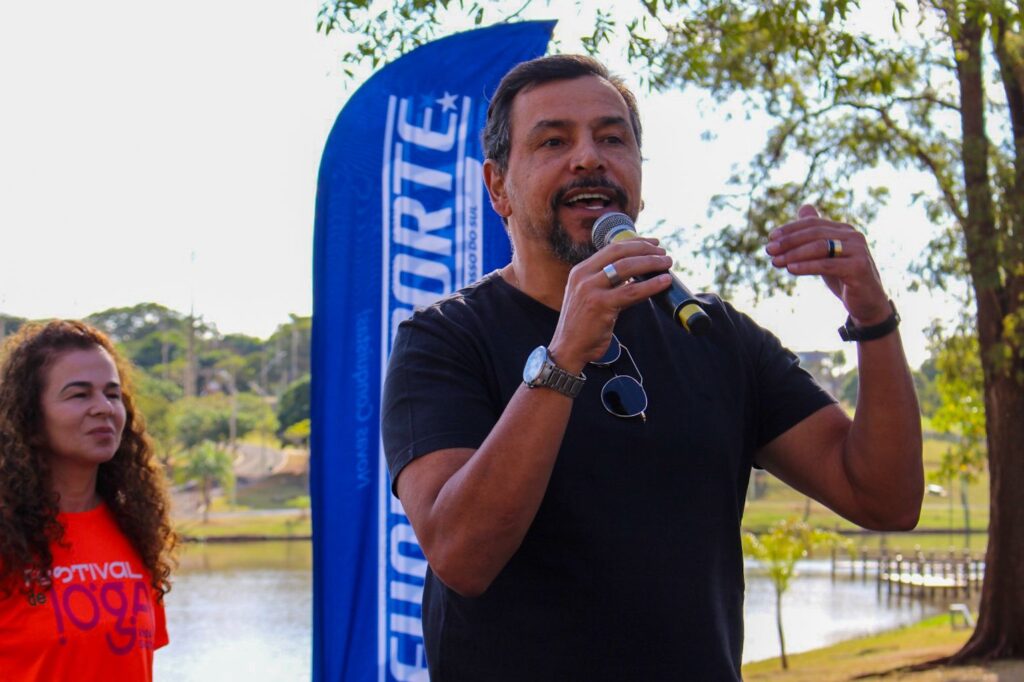 Festival promove bem-estar físico e mental com aulão de ioga no Parque das Nações Indígenas Festival promove bem-estar físico e mental com aulão de ioga no Parque das Nações Indígenas