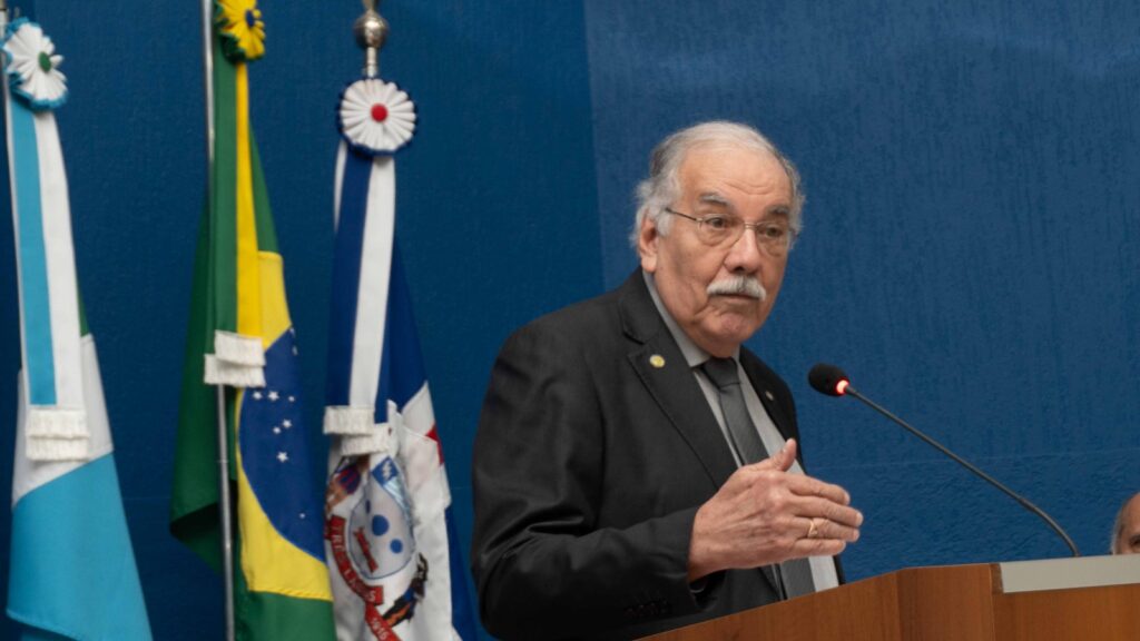 Câmara realiza audiência pública para debater sobre o cigarro eletrônico