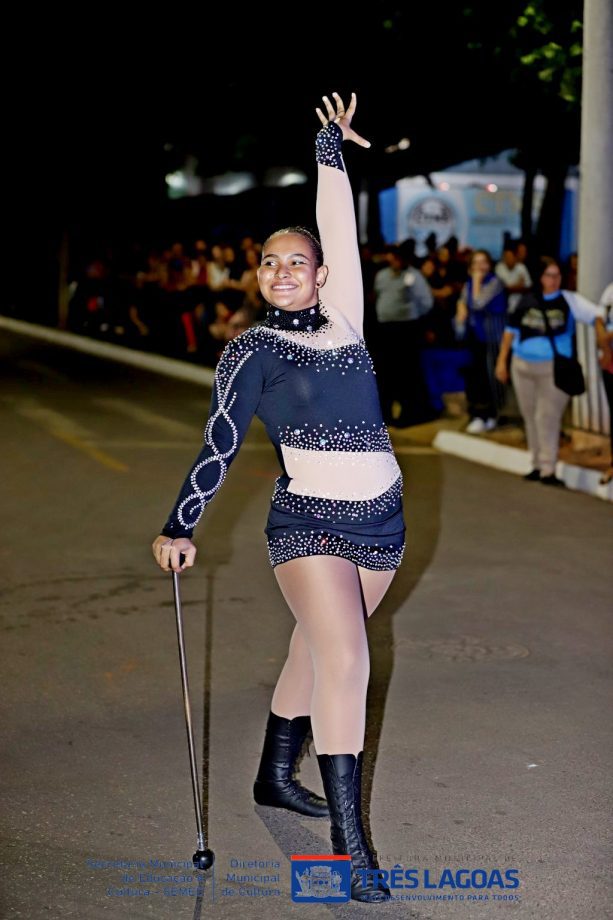 5º Festival de Bandas e Fanfarras e Desfile Cívico encanta os moradores de TL 5º Festival de Bandas e Fanfarras e Desfile Cívico encanta os moradores de TL