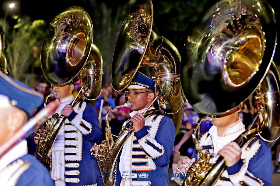 5º Festival de Bandas e Fanfarras e Desfile Cívico encanta os moradores de TL 5º Festival de Bandas e Fanfarras e Desfile Cívico encanta os moradores de TL