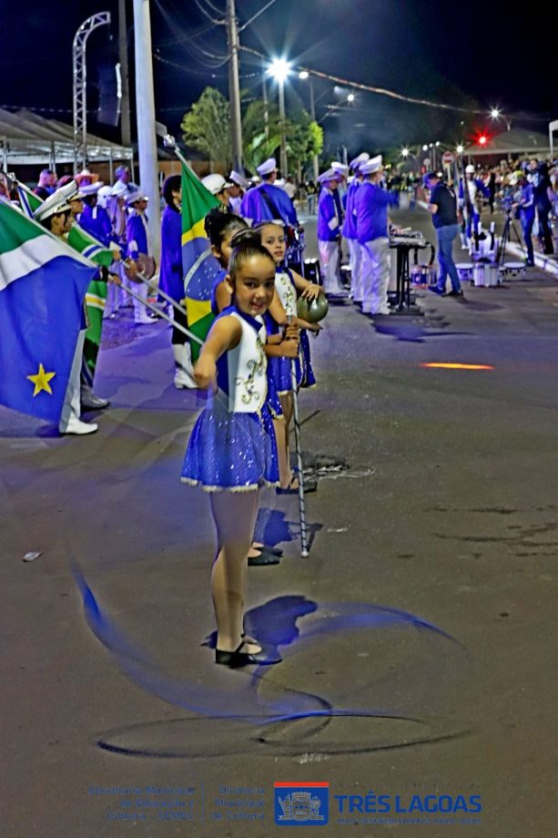5º Festival de Bandas e Fanfarras e Desfile Cívico encanta os moradores de TL 5º Festival de Bandas e Fanfarras e Desfile Cívico encanta os moradores de TL