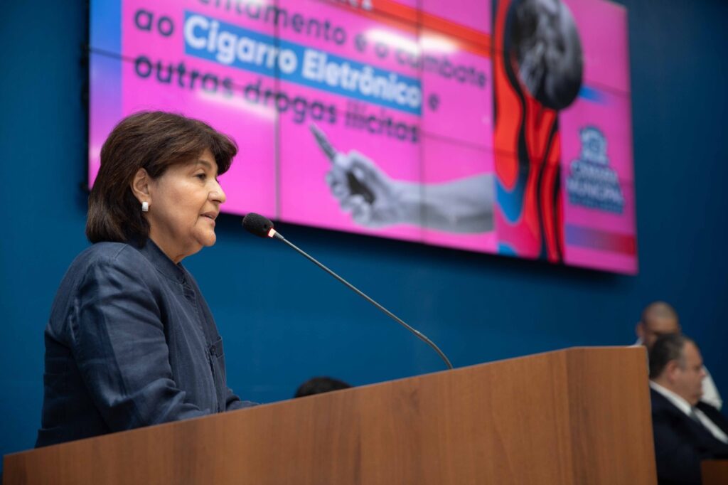 Câmara realiza audiência pública para debater sobre o cigarro eletrônico
