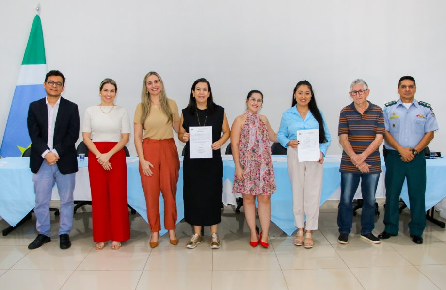 Cinquenta e nove novos servidores foram empossados nesta sexta-feira (21), em cerimônia de posse Cinquenta e nove novos servidores foram empossados nesta sexta-feira (21), em cerimônia de posse