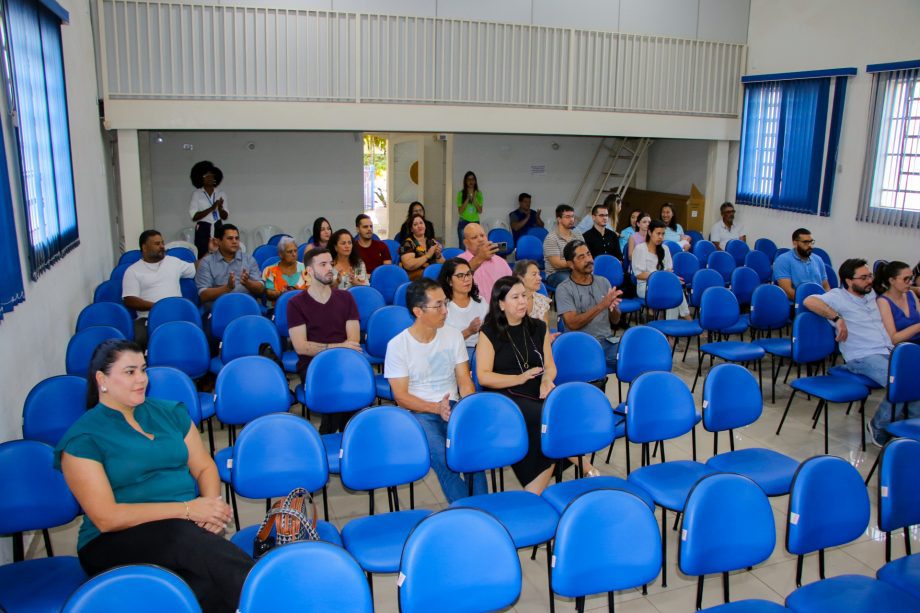 Cinquenta e nove novos servidores foram empossados nesta sexta-feira (21), em cerimônia de posse Cinquenta e nove novos servidores foram empossados nesta sexta-feira (21), em cerimônia de posse
