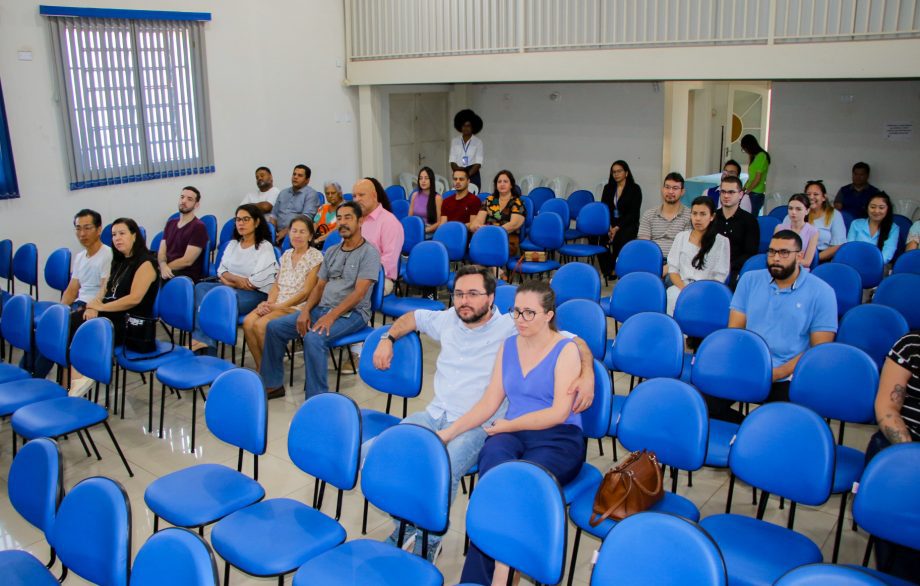 Cinquenta e nove novos servidores foram empossados nesta sexta-feira (21), em cerimônia de posse Cinquenta e nove novos servidores foram empossados nesta sexta-feira (21), em cerimônia de posse