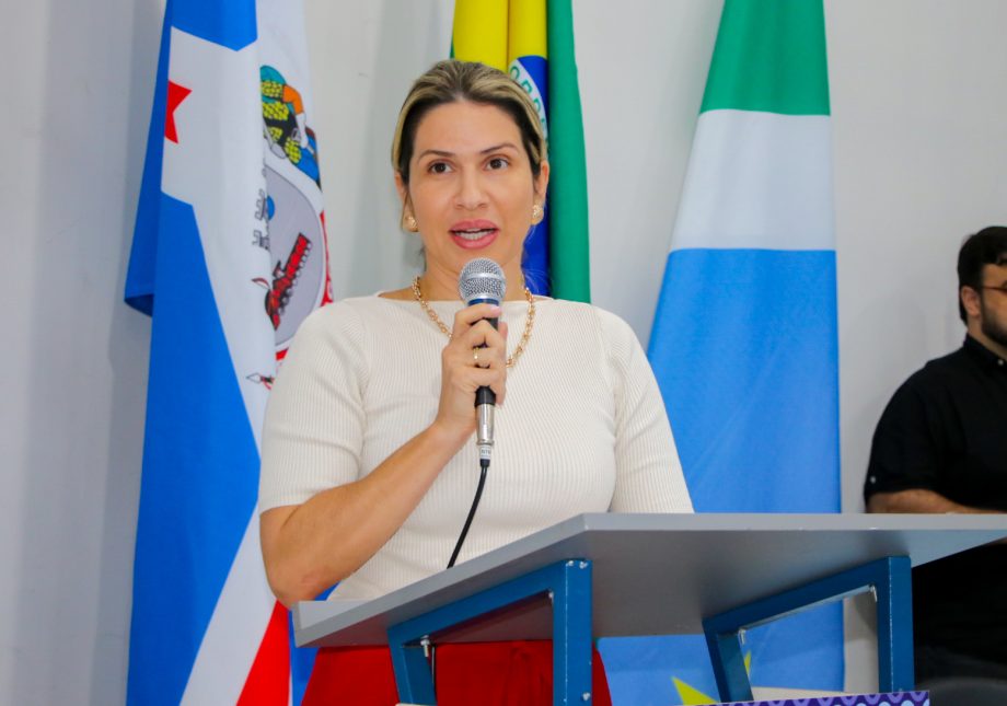 Cinquenta e nove novos servidores foram empossados nesta sexta-feira (21), em cerimônia de posse Cinquenta e nove novos servidores foram empossados nesta sexta-feira (21), em cerimônia de posse