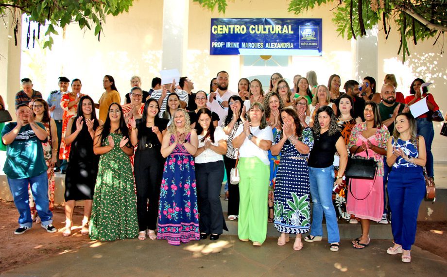 Cinquenta e nove novos servidores foram empossados nesta sexta-feira (21), em cerimônia de posse Cinquenta e nove novos servidores foram empossados nesta sexta-feira (21), em cerimônia de posse