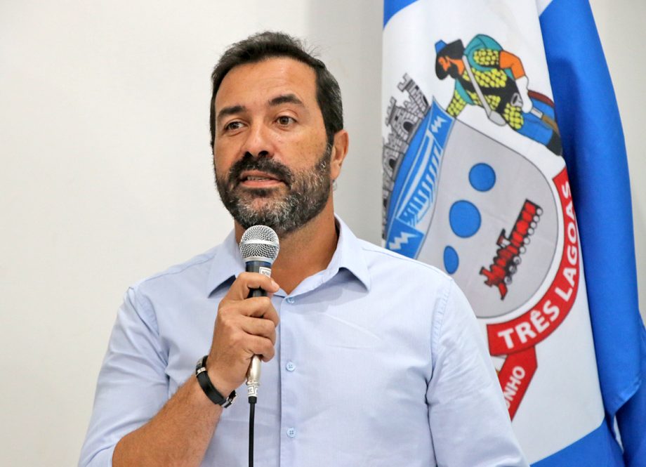 Cinquenta e nove novos servidores foram empossados nesta sexta-feira (21), em cerimônia de posse Cinquenta e nove novos servidores foram empossados nesta sexta-feira (21), em cerimônia de posse
