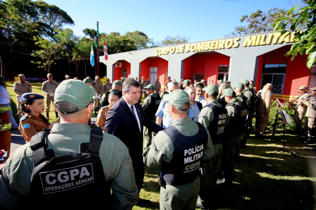 Com importante apoio ao Rio Grande do Sul, Governo de MS reconhece atuação de bombeiros e policiais Com importante apoio ao Rio Grande do Sul, Governo de MS reconhece atuação de bombeiros e policiais