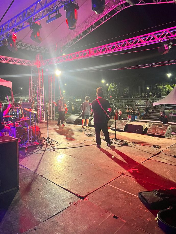 Confira a galeria de fotos da 5ª edição do “Rock In NOB” deste domingo (16) Confira a galeria de fotos da 5ª edição do “Rock In NOB” deste domingo (16)