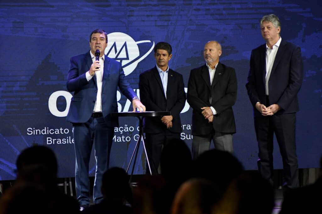 Parceria entre Governo de MS e cooperativismo é reforçada em evento de 45 anos da OCB-MS Parceria entre Governo de MS e cooperativismo é reforçada em evento de 45 anos da OCB-MS
