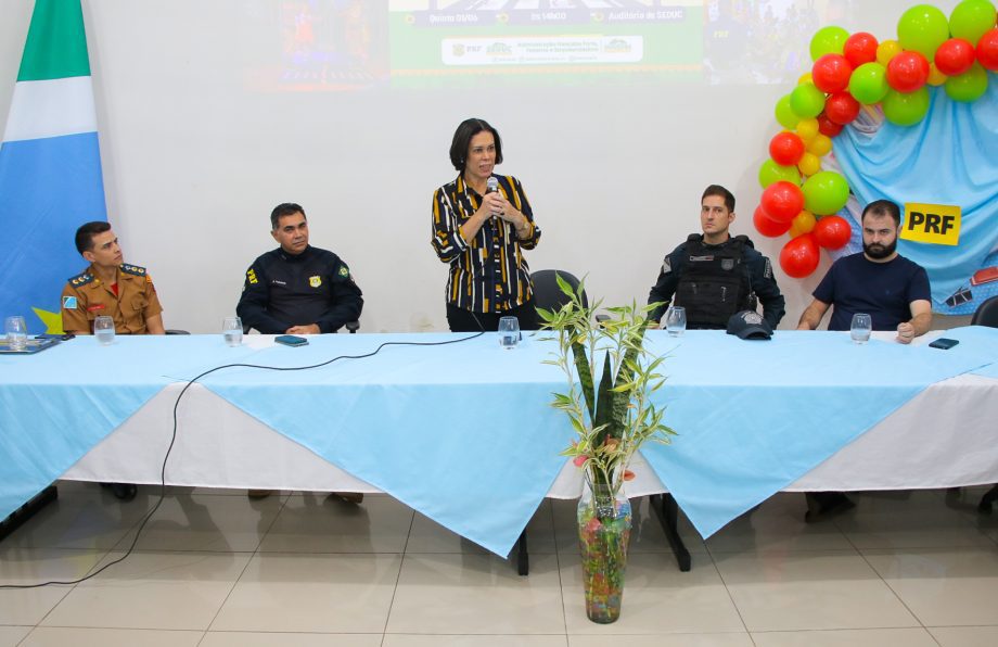 SEMEC realiza o lançamento do Projeto Educar PRF em Três Lagoas SEMEC realiza o lançamento do Projeto Educar PRF em Três Lagoas