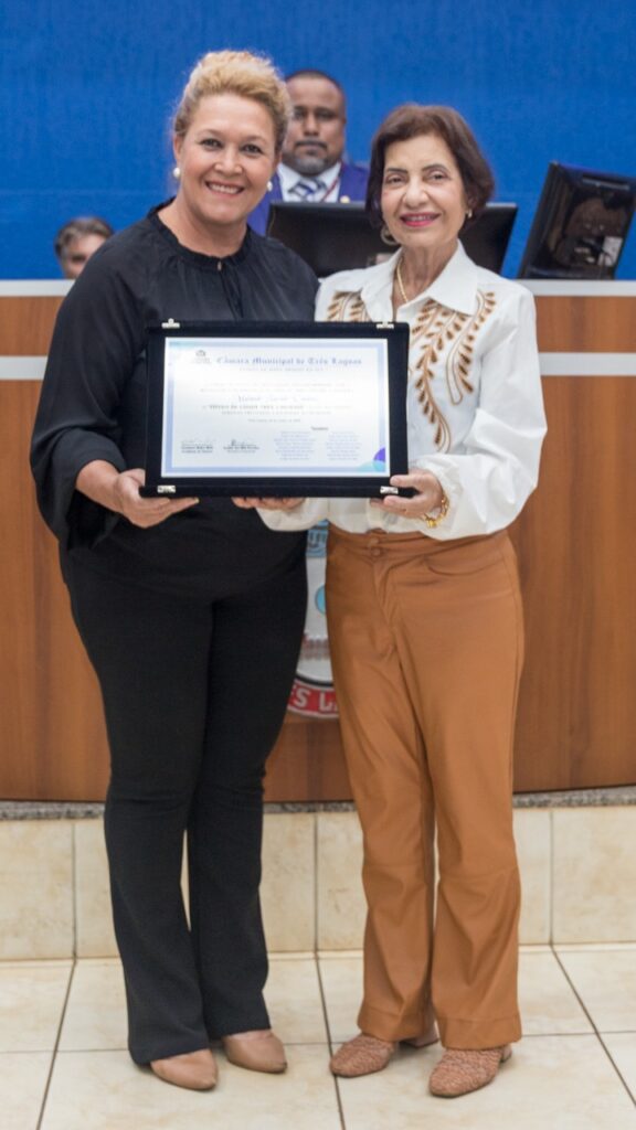 Câmara entrega homenagens a integrantes do movimento campista católico e profissionais de diversas áreas Câmara entrega homenagens a integrantes do movimento campista católico e profissionais de diversas áreas