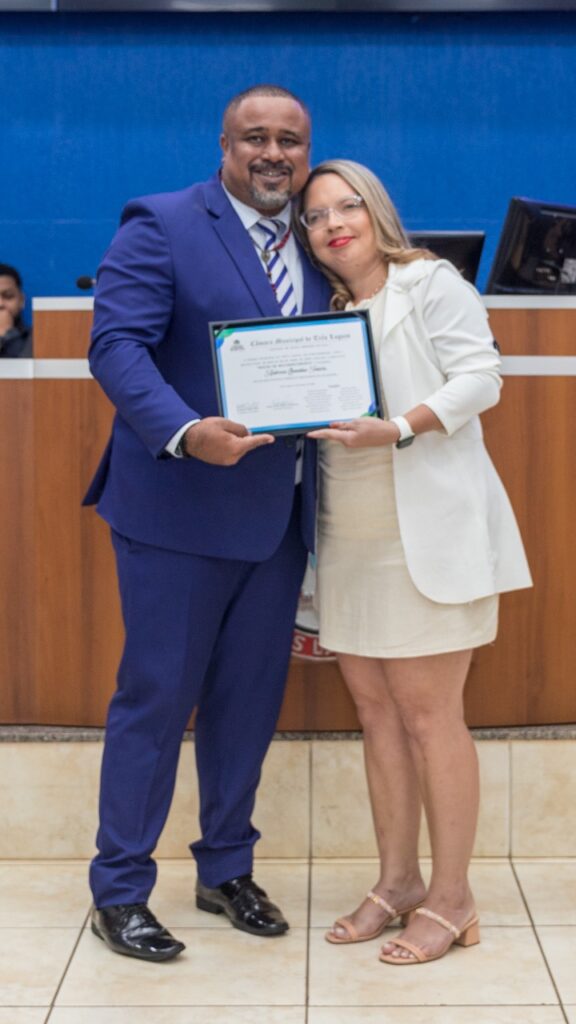 Câmara entrega homenagens a integrantes do movimento campista católico e profissionais de diversas áreas Câmara entrega homenagens a integrantes do movimento campista católico e profissionais de diversas áreas