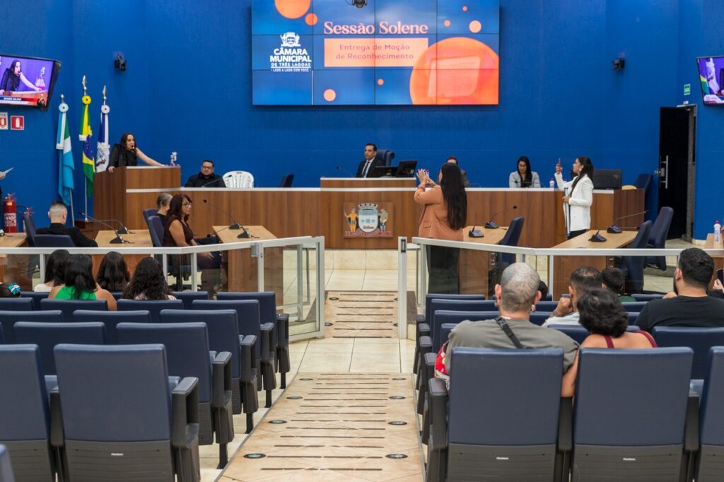 Influencer é homenageada com honraria concedida pela Câmara Influencer é homenageada com honraria concedida pela Câmara