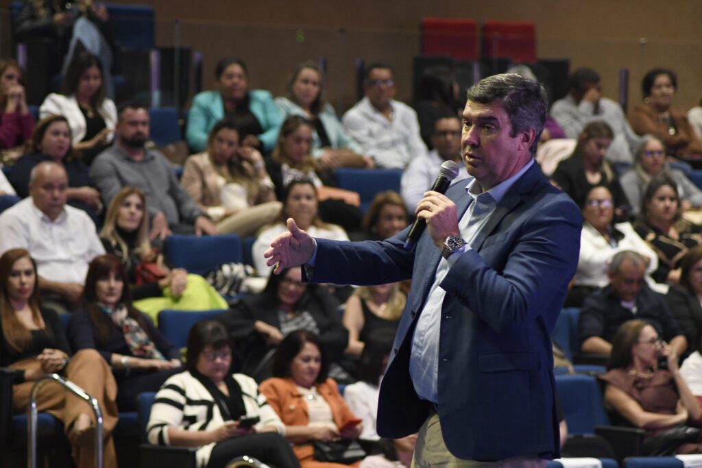 MS Alfabetiza celebra avanços na educação pública e alfabetização no Estado MS Alfabetiza celebra avanços na educação pública e alfabetização no Estado
