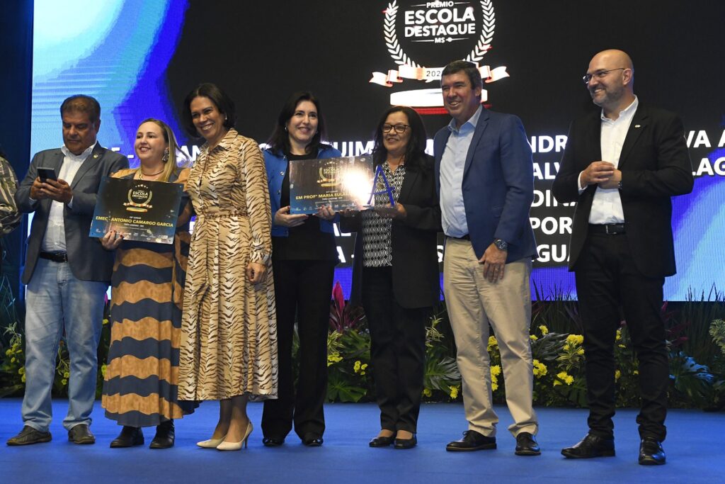 MS Alfabetiza celebra avanços na educação pública e alfabetização no Estado MS Alfabetiza celebra avanços na educação pública e alfabetização no Estado