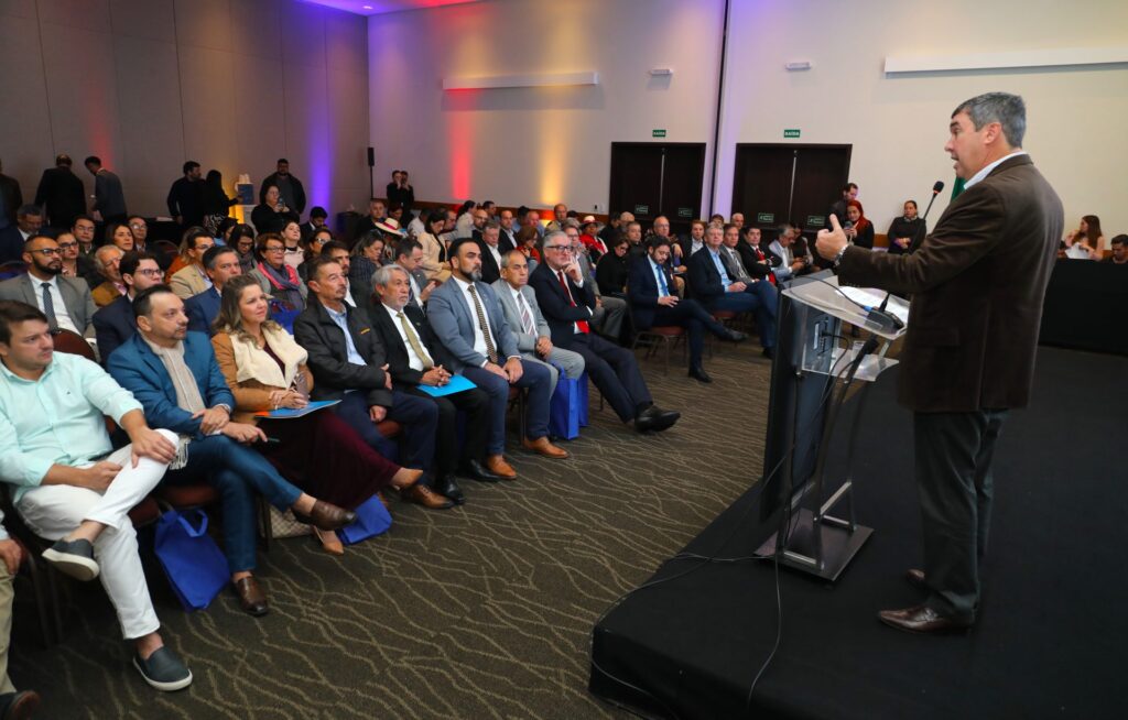 Governo de MS intensifica parceria e integração com Chile para impulsionar rota bioceânica Governo de MS intensifica parceria e integração com Chile para impulsionar rota bioceânica