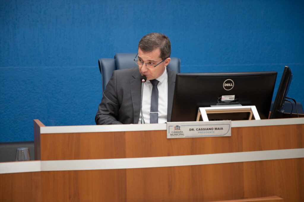 Vereadores aprovam contas de 2020 e regulamento para credenciamento junto a Câmara Vereadores aprovam contas de 2020 e regulamento para credenciamento junto a Câmara
