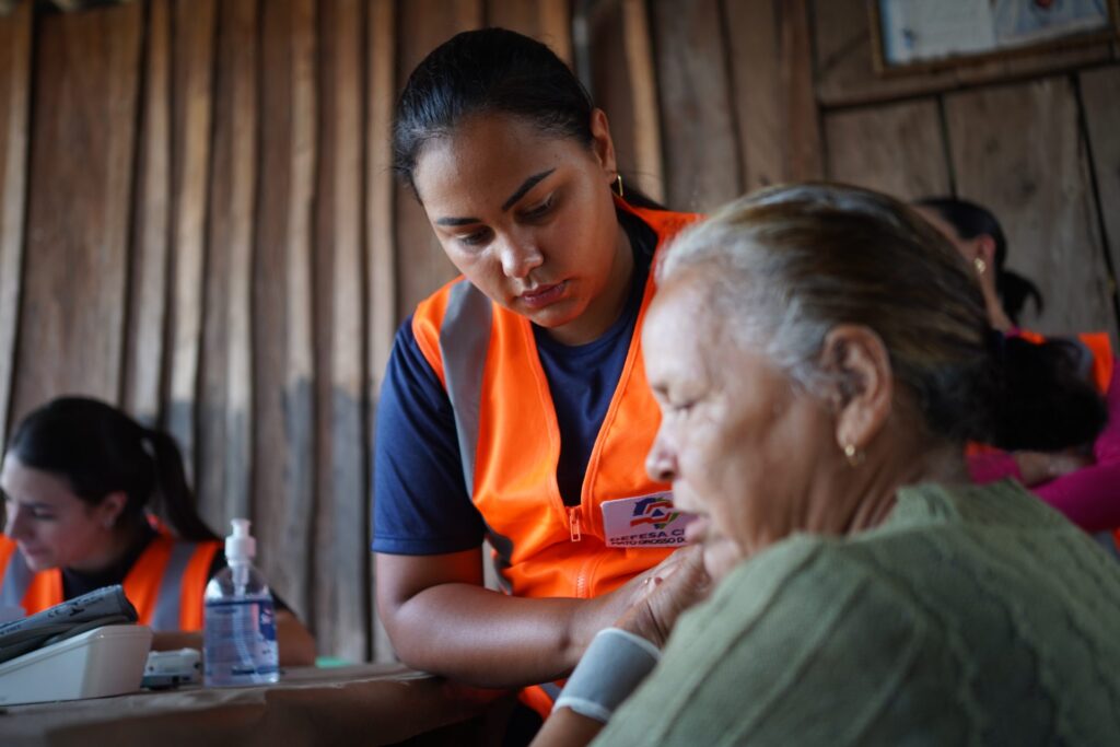 ‘Uma benção para todos’: ribeirinhos agradecem ajuda humanitária no coração do Pantanal ‘Uma benção para todos’: ribeirinhos agradecem ajuda humanitária no coração do Pantanal