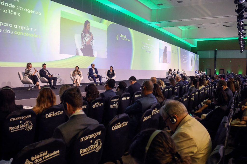 Governo do Estado apresenta projeto de concessão na Bienal das Rodovias em Brasília Governo do Estado apresenta projeto de concessão na Bienal das Rodovias em Brasília