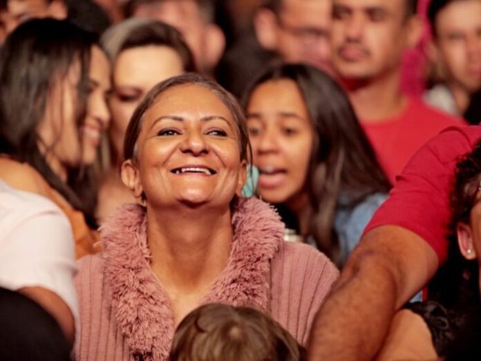 festa-do-folclore-4noites-2023-17-scaled-e1723812031536