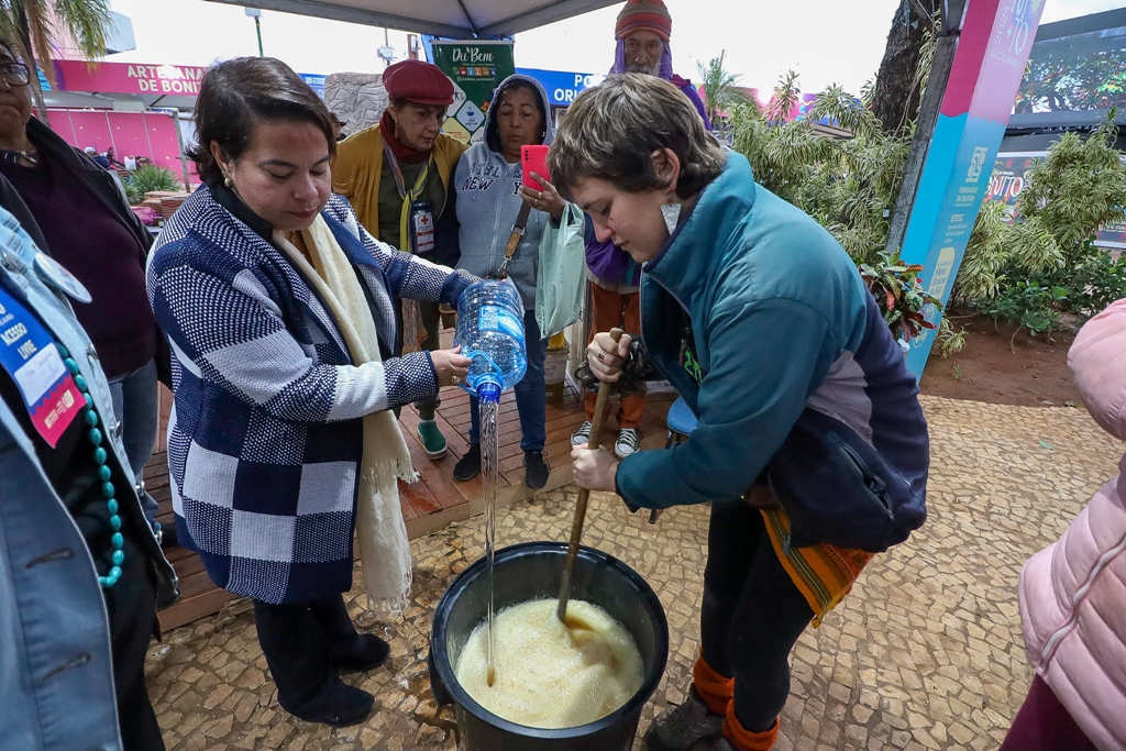 Óleo vira sabão, Bonito respira sustentabilidade e Festival de Inverno preserva 5,7 milhões de litros de água Óleo vira sabão, Bonito respira sustentabilidade e Festival de Inverno preserva 5,7 milhões de litros de água