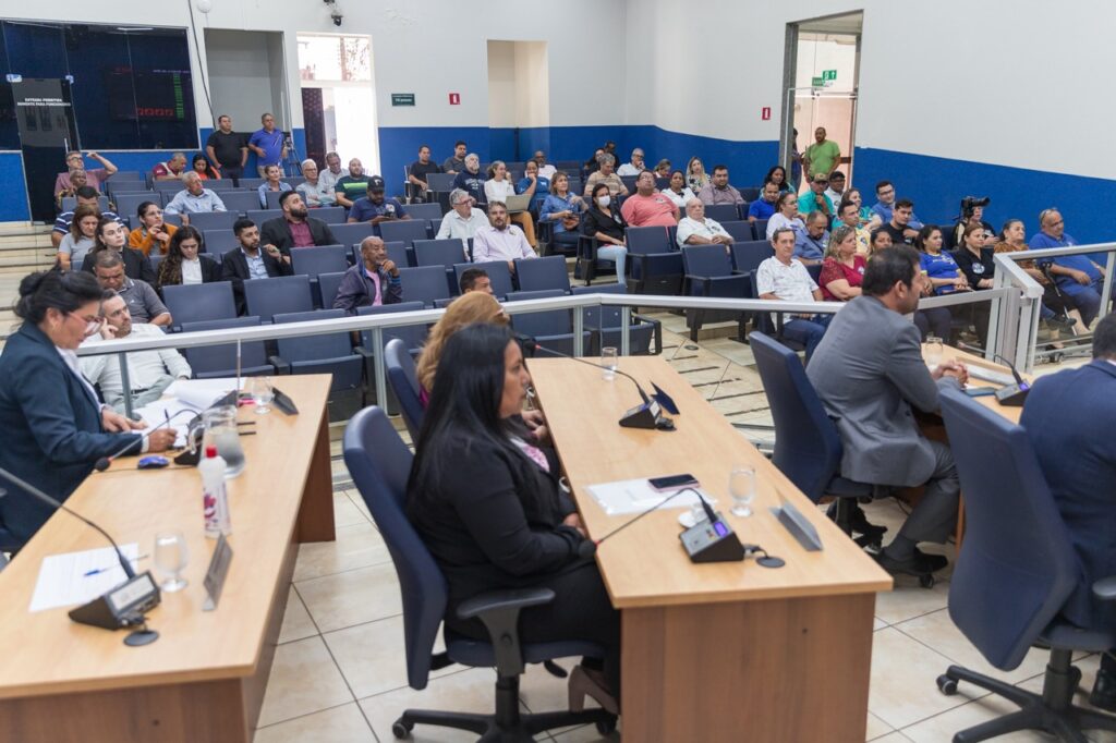 Câmara aprova aumento do subsídio para o transporte público Câmara aprova aumento do subsídio para o transporte público