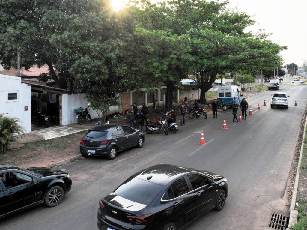 Três veículos são removidos durante blitz educativa realizada pela PM de Três Lagoas
