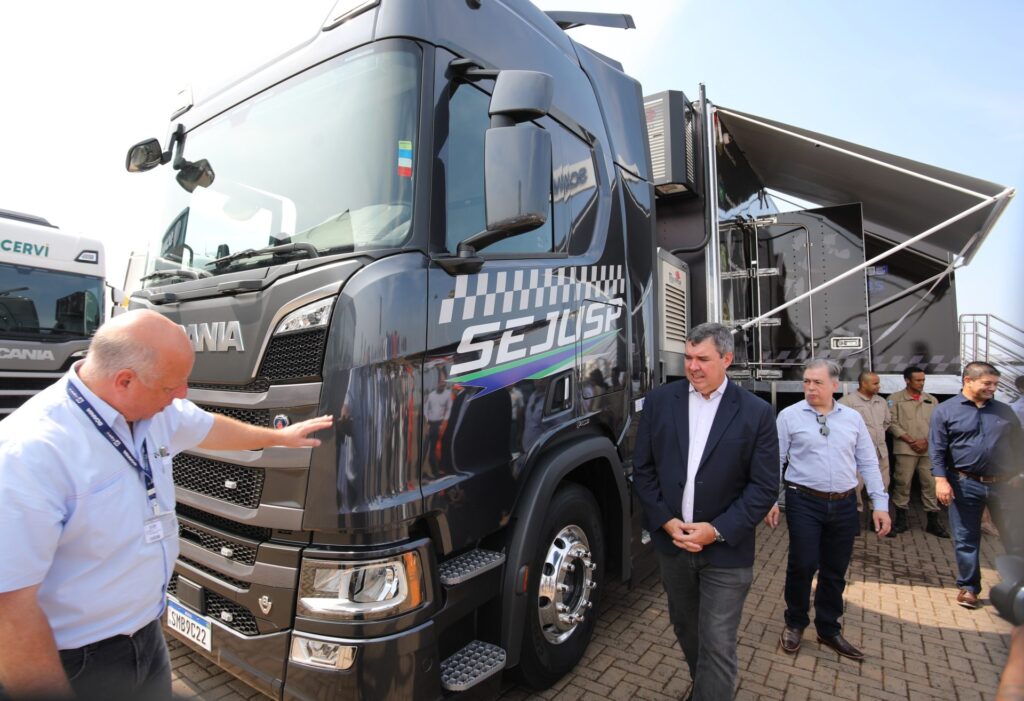Carreta da Saúde: Governo de MS entrega unidade para atendimento dos servidores da segurança pública
