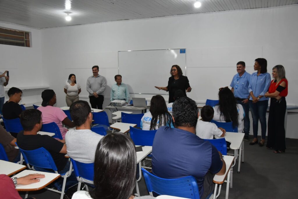 Prefeito Akira implanta Agência do Senai em Bataguassu e primeira turma já tem 42 alunos Prefeito Akira implanta Agência do Senai em Bataguassu e primeira turma já tem 42 alunos