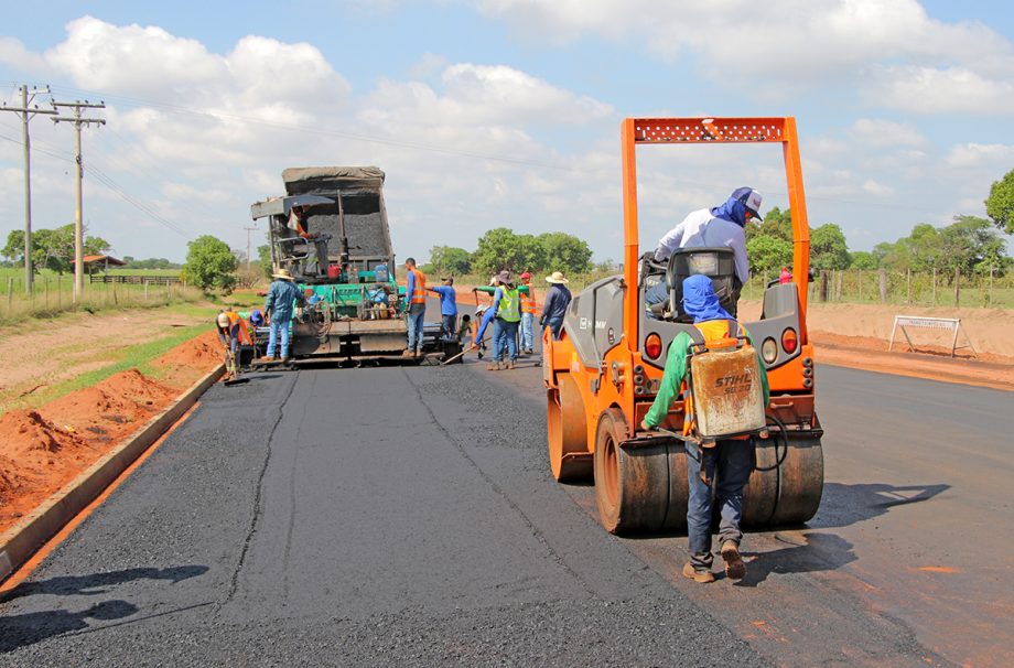 Obras de duplicação da via de acesso ao Balneário estão avançadas Obras de duplicação da via de acesso ao Balneário estão avançadas