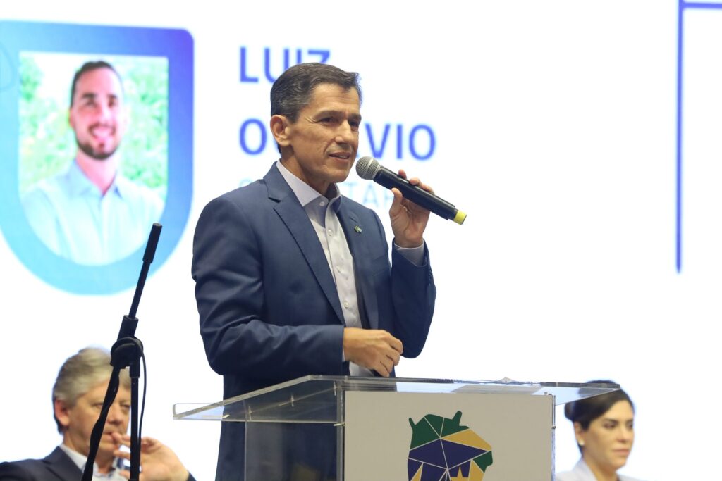 Governo de MS apresenta aos prefeitos eleitos as prioridades e projetos de cada secretaria Governo de MS apresenta aos prefeitos eleitos as prioridades e projetos de cada secretaria