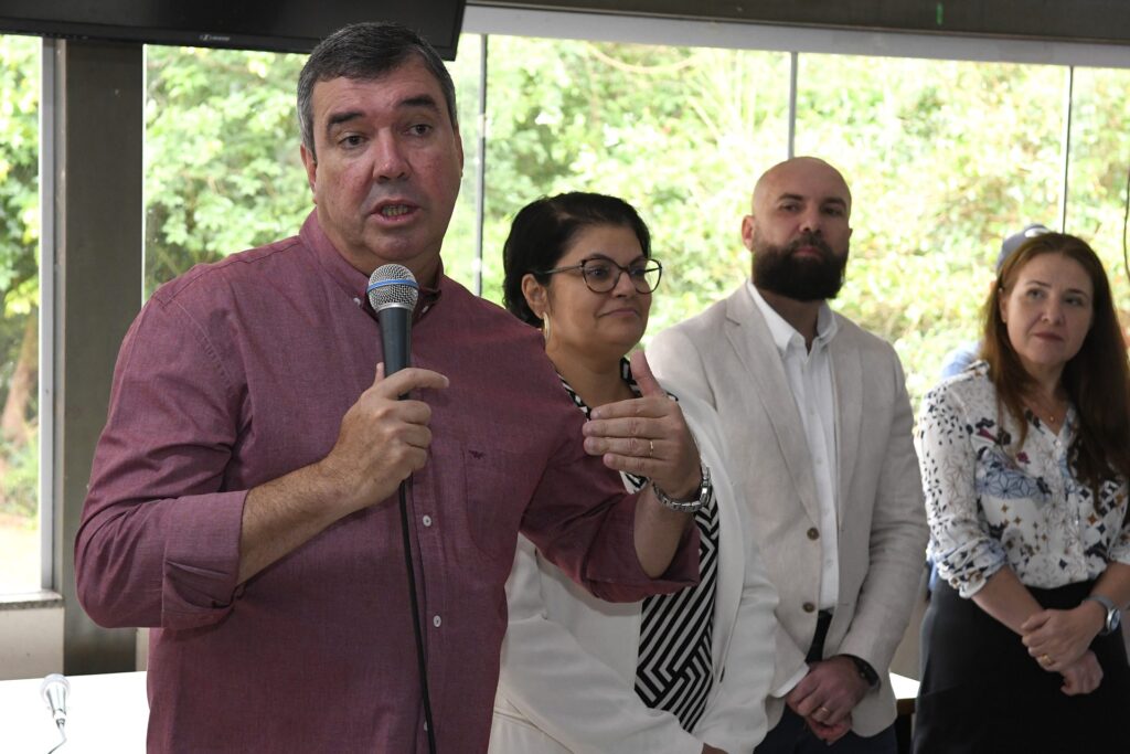 Governo de MS reajusta salário das carreiras de assistência, cidadania e defesa do consumidor Governo de MS reajusta salário das carreiras de assistência, cidadania e defesa do consumidor