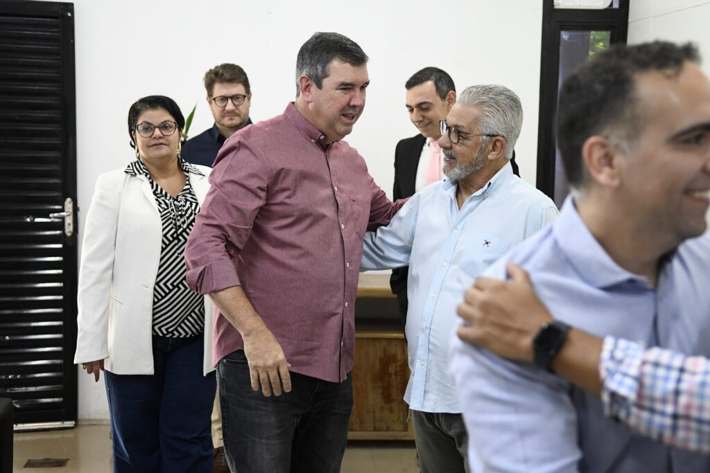 Governo de MS reajusta salário das carreiras de assistência, cidadania e defesa do consumidor Governo de MS reajusta salário das carreiras de assistência, cidadania e defesa do consumidor