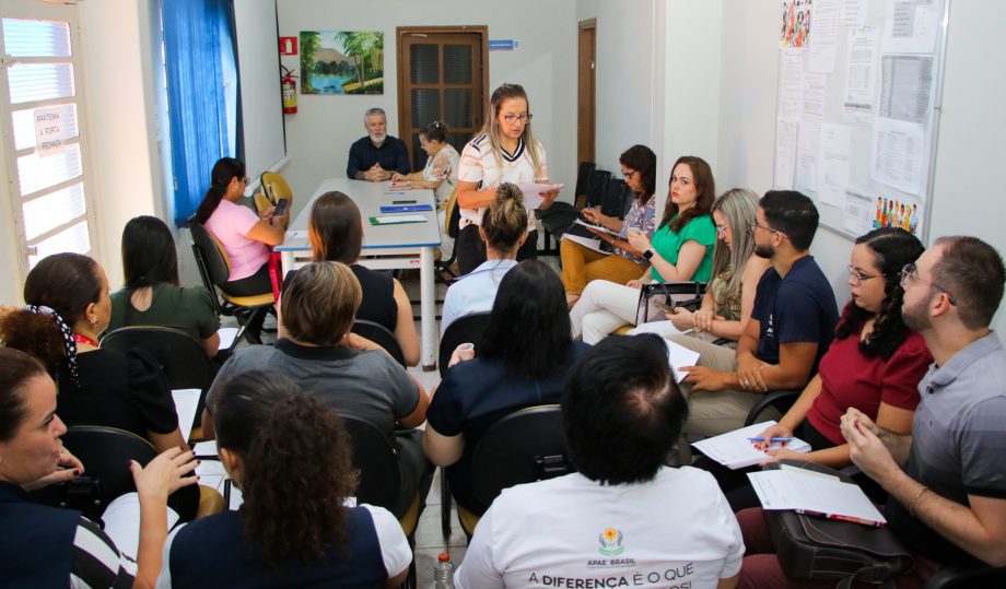 CMDCA realiza posse dos novos membros para o Biênio 2024/2026 CMDCA realiza posse dos novos membros para o Biênio 2024/2026