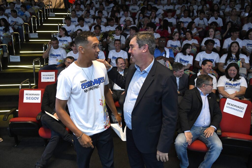 Projeto “Estudantes no Controle 2024” destaca protagonismo estudantil e premia escolas