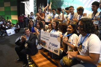 Projeto “Estudantes no Controle 2024” destaca protagonismo estudantil e premia escolas